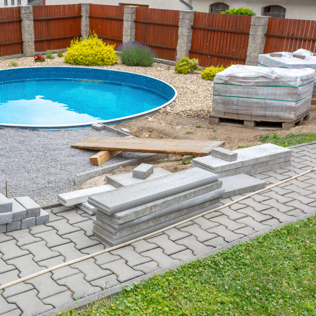 Hem 4 markarbeten, plattsättning och projektering av utomhuspool